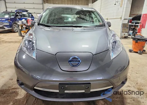 2015 Nissan Leaf S z USA, uszkodzony, nr VIN 1N4AZ0CP2FC333591